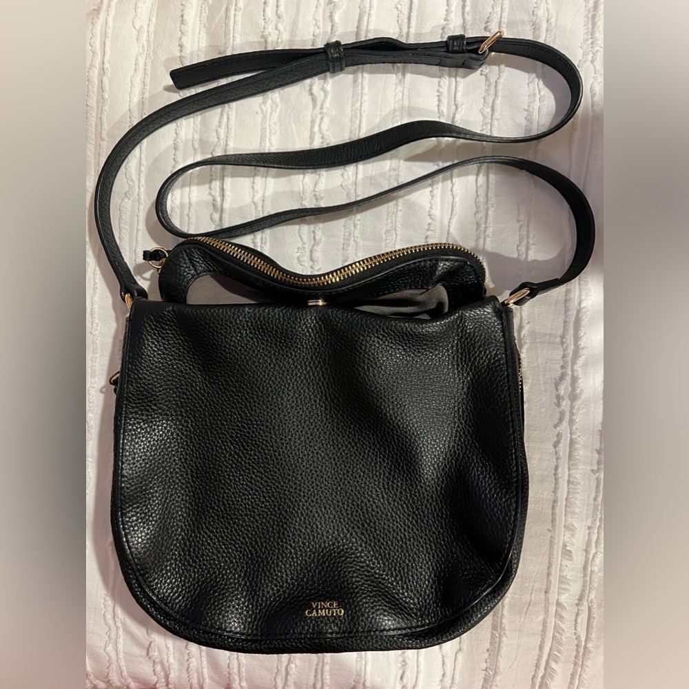 Vince Camuto Kenzy Large Leather Crossbody Bag